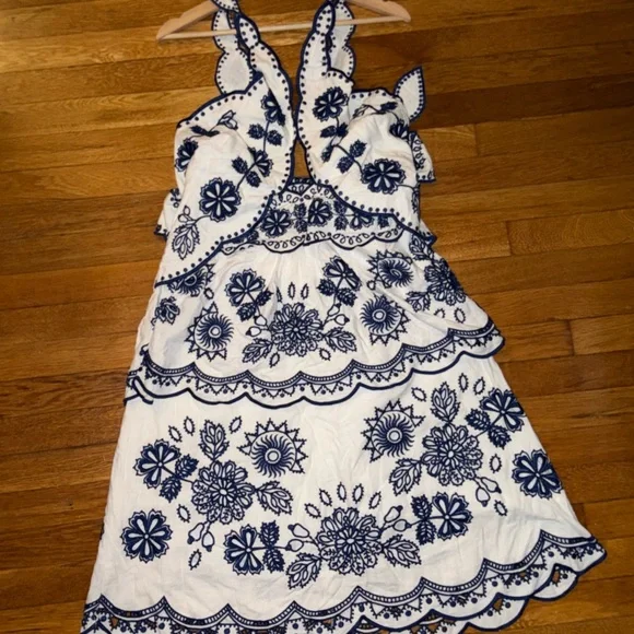 FARM RIO Off-White Cut Out Elegant Floral Halter Embroidered Linen Midi Dress - Picture 8 of 10